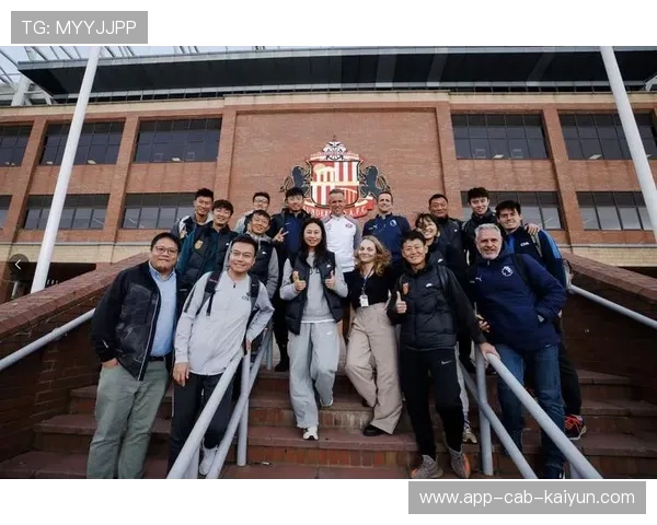 足球俱乐部在青训中落实学业跟进与升学辅导服务，足球俱乐部培训业务方案